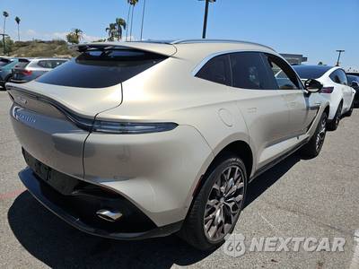 2021 Aston Martin DBX - zdjęcie 4 z 30 - miniatura