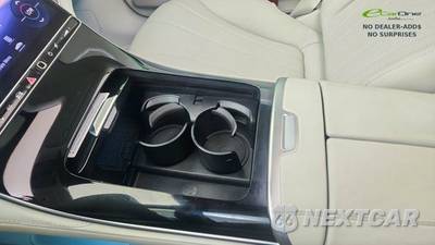 2025 Mercedes-Benz EQE 350+ Sedan - zdjęcie 50 z 50 - miniatura