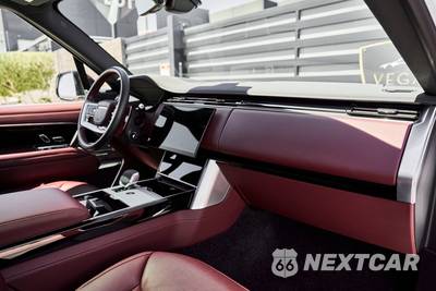 2025 Land Rover Range Rover SE - zdjęcie 36 z 50 - miniatura