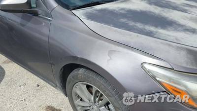 2016 Toyota Camry SE - zdjęcie 20 z 35 - miniatura