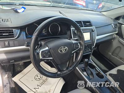 2016 Toyota Camry SE - zdjęcie 10 z 35 - miniatura