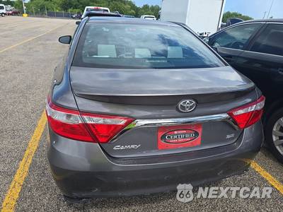 2016 Toyota Camry SE - zdjęcie 5 z 35 - miniatura