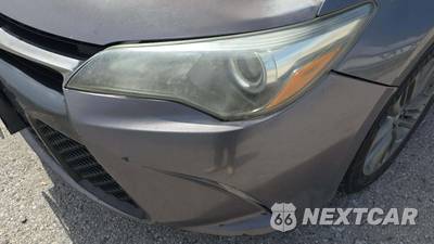 2016 Toyota Camry SE - zdjęcie 34 z 35 - miniatura