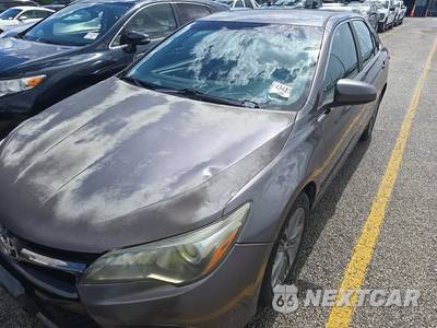2016 Toyota Camry SE - zdjęcie 1 z 35 - miniatura