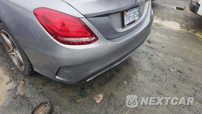 2015 Mercedes-Benz C 400 4MATIC Sedan - zdjęcie 20 z 31 - miniatura
