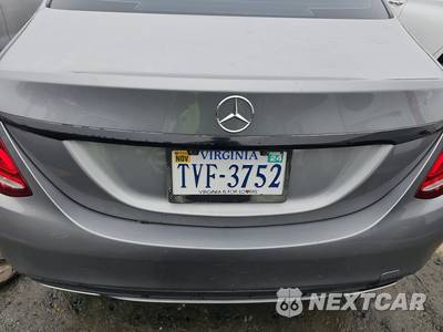 2015 Mercedes-Benz C 400 4MATIC Sedan - zdjęcie 16 z 31 - miniatura