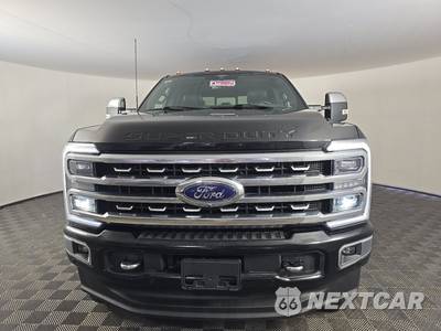 2024 Ford Super Duty F-250 Platinum Crew Cab Medium Bed - zdjęcie 2 z 28 - miniatura