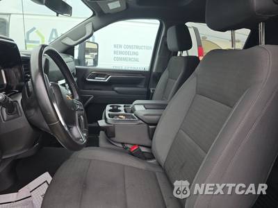 2026 Chevrolet Silverado 2500HD LT Crew Cab Long Bed 1LT - zdjęcie 7 z 21 - miniatura