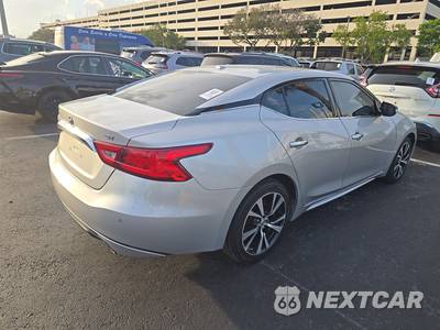 2018 Nissan Maxima SV - zdjęcie 4 z 25 - miniatura