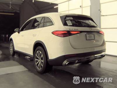 2025 Mercedes-Benz GLC 300 - zdjęcie 8 z 33 - miniatura