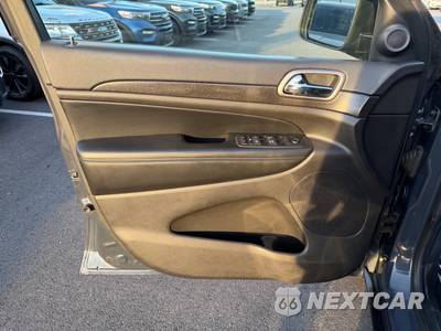 2018 Jeep Grand Cherokee Upland Edition - zdjęcie 13 z 30 - miniatura
