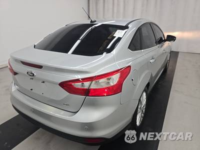 2012 Ford Focus SEL Sedan - zdjęcie 4 z 29 - miniatura