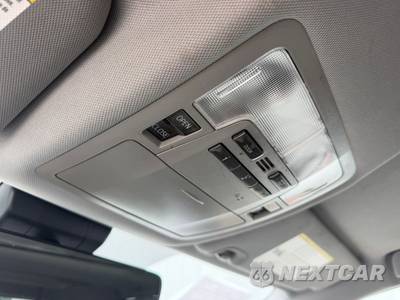 2018 Toyota Highlander XLE - zdjęcie 33 z 60 - miniatura