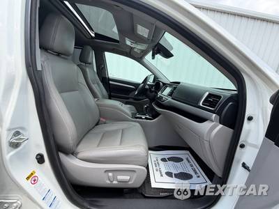 2018 Toyota Highlander XLE - zdjęcie 40 z 60 - miniatura