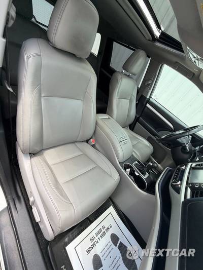 2018 Toyota Highlander XLE - zdjęcie 42 z 60 - miniatura