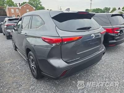 2023 Toyota Highlander XLE - zdjęcie 6 z 17 - miniatura