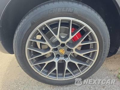 2015 Porsche Macan Turbo - zdjęcie 10 z 28 - miniatura