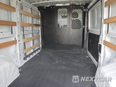 2025 Ram ProMaster 2500 Cargo Van Tradesman w/Passenger Seat Low Roof 136.0" WB - zdjęcie 15 z 29 - miniatura