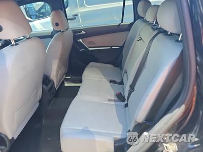 2021 Volkswagen Tiguan SE R-Line Black - zdjęcie 10 z 15 - miniatura