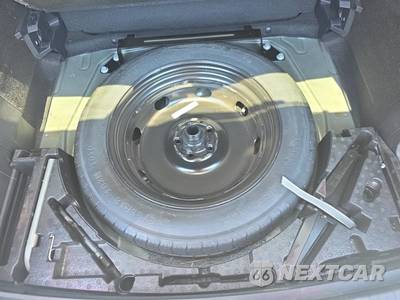 2021 Volkswagen Tiguan SE R-Line Black - zdjęcie 14 z 15 - miniatura