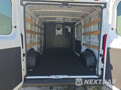 2025 Ram ProMaster 2500 Cargo Van Tradesman w/Passenger Seat Low Roof 136.0" WB - zdjęcie 17 z 27 - miniatura
