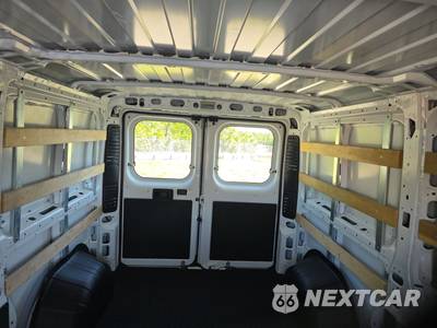 2025 Ram ProMaster 2500 Cargo Van Tradesman w/Passenger Seat Low Roof 136.0" WB - zdjęcie 13 z 27 - miniatura