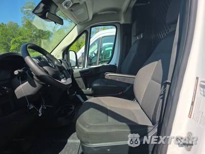 2025 Ram ProMaster 2500 Cargo Van Tradesman w/Passenger Seat Low Roof 136.0" WB - zdjęcie 7 z 26 - miniatura