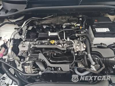 2023 Toyota Corolla Cross XLE - zdjęcie 16 z 19 - miniatura