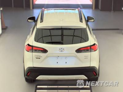 2023 Toyota Corolla Cross XLE - zdjęcie 5 z 19 - miniatura
