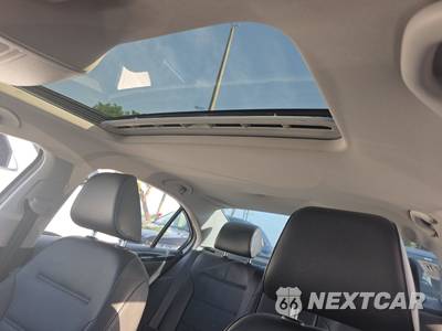 2017 Volkswagen Jetta SEL - zdjęcie 18 z 29 - miniatura
