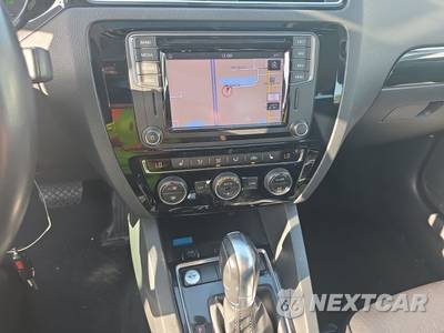 2017 Volkswagen Jetta SEL - zdjęcie 11 z 29 - miniatura