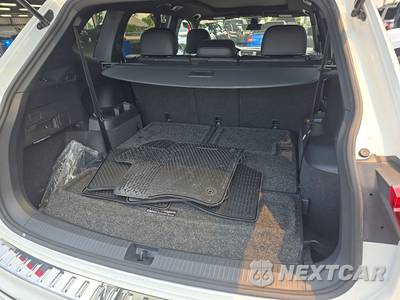 2022 Volkswagen Tiguan SE R-Line Black - zdjęcie 16 z 25 - miniatura