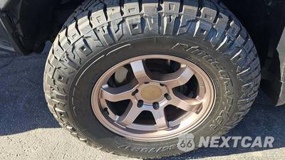 2007 Toyota FJ Cruiser w/Rear Doors - zdjęcie 38 z 39 - miniatura