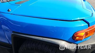 2007 Toyota FJ Cruiser w/Rear Doors - zdjęcie 21 z 39 - miniatura