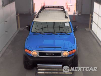 2007 Toyota FJ Cruiser w/Rear Doors - zdjęcie 2 z 39 - miniatura