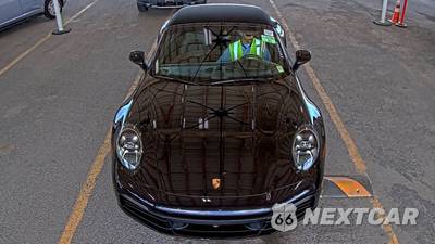 2024 Porsche 911 Targa 4S - zdjęcie 2 z 26 - miniatura