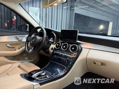 2015 Mercedes-Benz C 300 4MATIC Sedan - zdjęcie 16 z 19 - miniatura