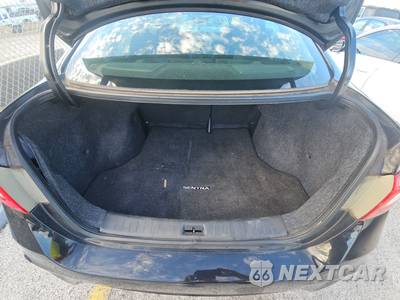 2019 Nissan Sentra SR - zdjęcie 16 z 17 - miniatura
