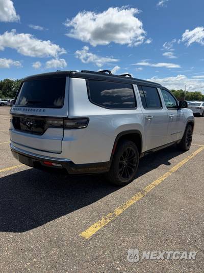 2024 Jeep Grand Wagoneer L Obsidian - zdjęcie 9 z 16 - miniatura