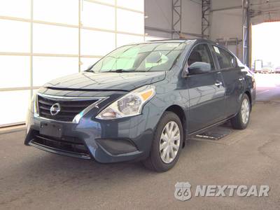 2015 Nissan Versa SV - zdjęcie 1 z 38 - miniatura