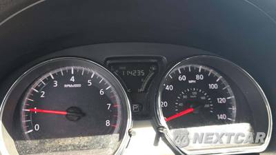 2015 Nissan Versa SV - zdjęcie 19 z 38 - miniatura