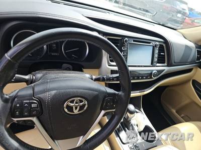 2018 Toyota Highlander XLE - zdjęcie 11 z 48 - miniatura