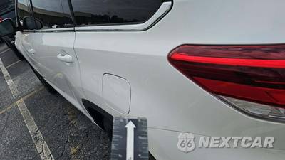 2018 Toyota Highlander XLE - zdjęcie 32 z 48 - miniatura