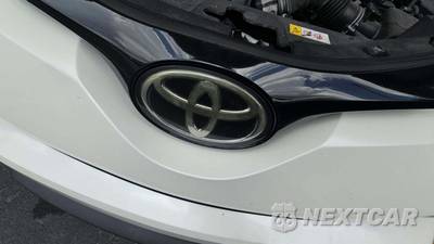 2018 Toyota C-HR XLE Premium - zdjęcie 42 z 43 - miniatura