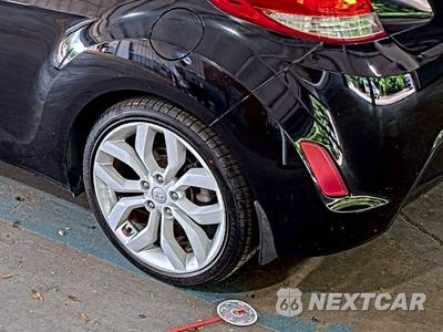 2012 Hyundai Veloster w/Black Interior - zdjęcie 10 z 17 - miniatura