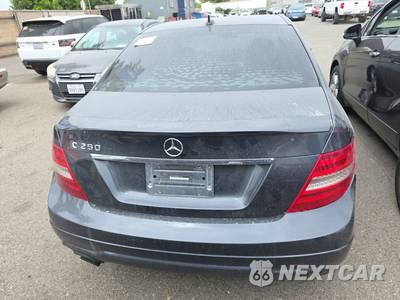 2013 Mercedes-Benz C 250 Sedan - zdjęcie 5 z 43 - miniatura