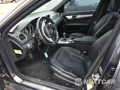 2013 Mercedes-Benz C 250 Sedan - zdjęcie 7 z 43 - miniatura