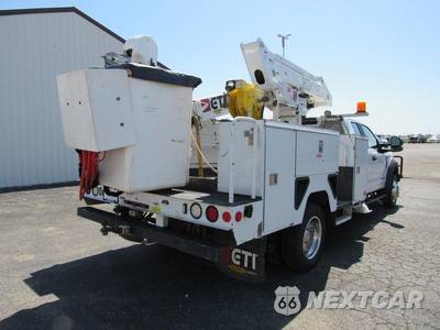2019 Ford Super Duty F-550 Cab Chassis XL Extended Cab w/Rear Doors DRW - zdjęcie 3 z 55 - miniatura