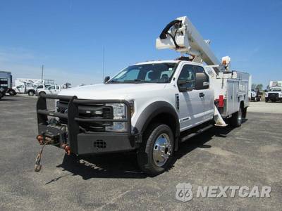 2019 Ford Super Duty F-550 Cab Chassis XL Extended Cab w/Rear Doors DRW - zdjęcie 7 z 55 - miniatura