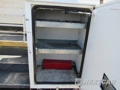 2019 Ford Super Duty F-550 Cab Chassis XL Extended Cab w/Rear Doors DRW - zdjęcie 19 z 55 - miniatura